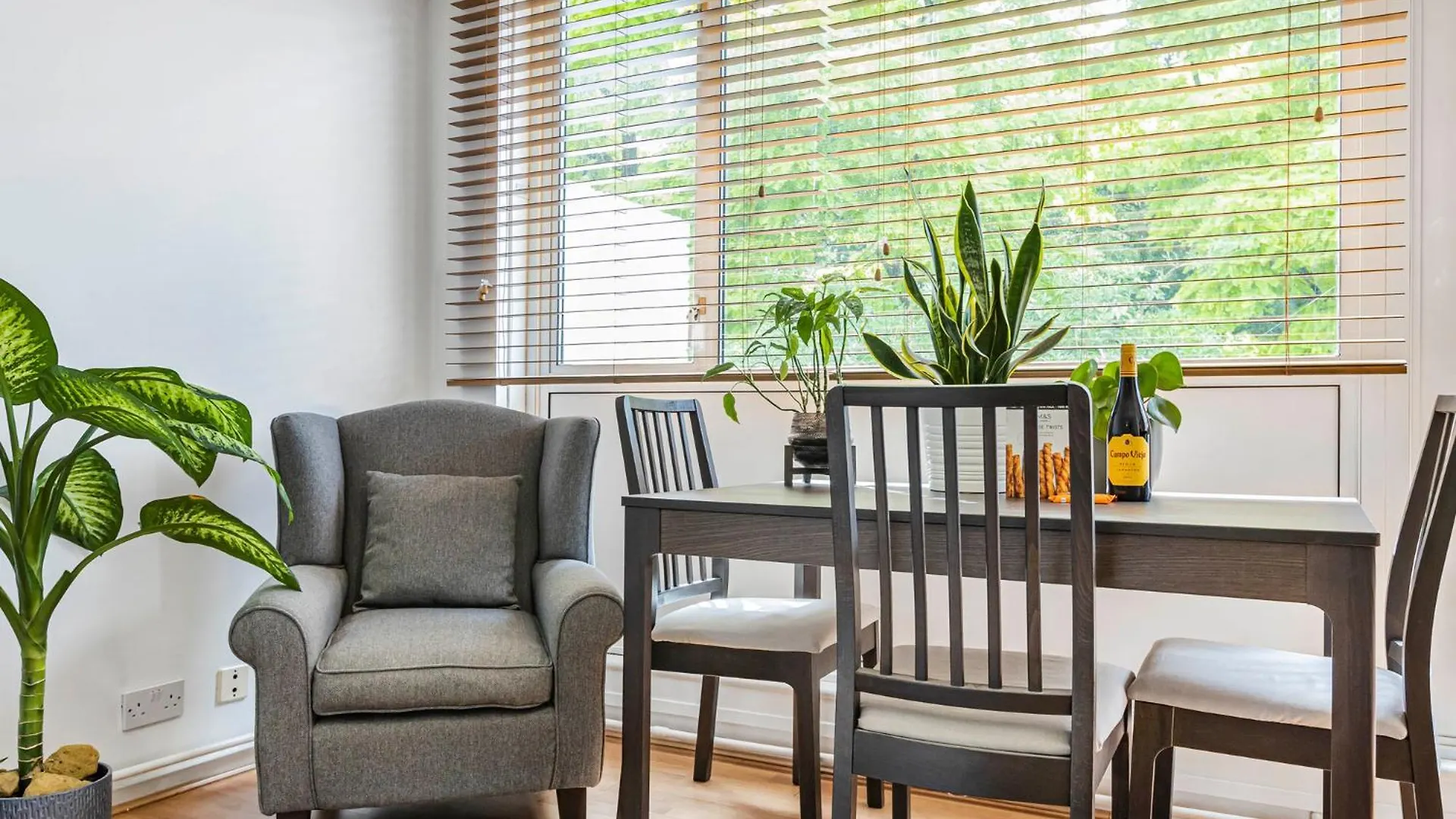 Pass The Keys Whitechapel Studio With Balcony London United Kingdom