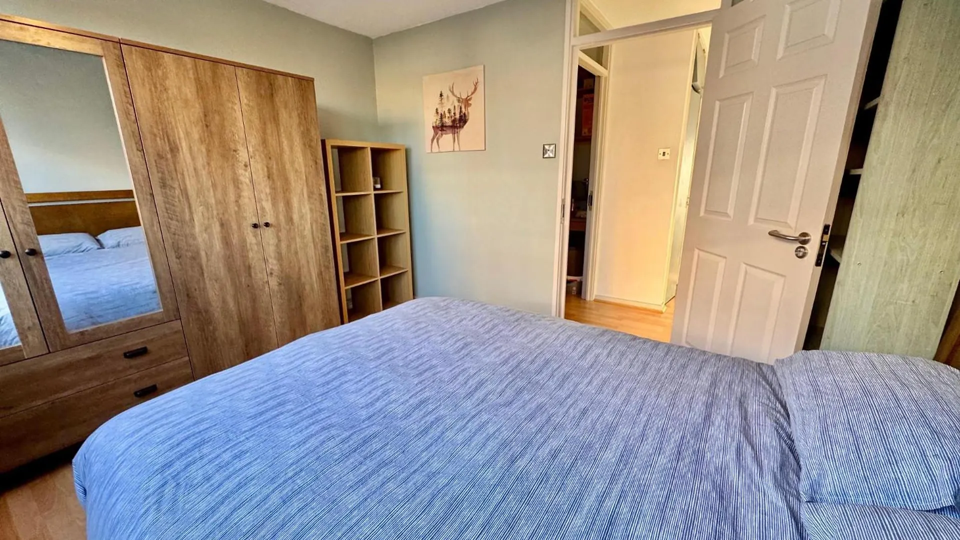 Pass The Keys Whitechapel Studio With Balcony London