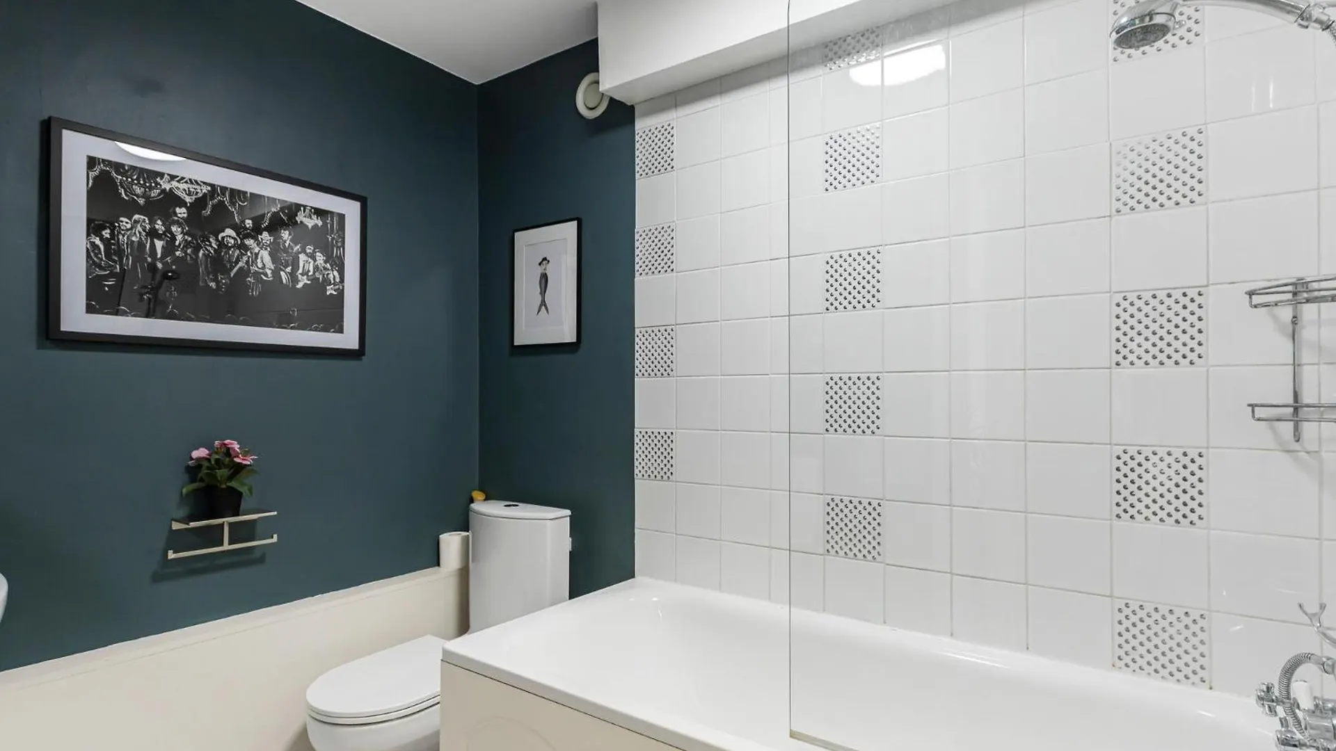 Pass The Keys Whitechapel Studio With Balcony London 0*,  United Kingdom